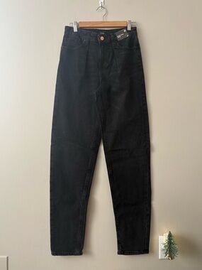 Black High-Rise Jeans